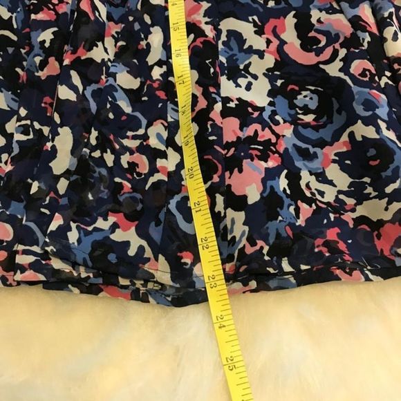 Preloved Talbots size 4P midi skirt - Picture 5 of 6